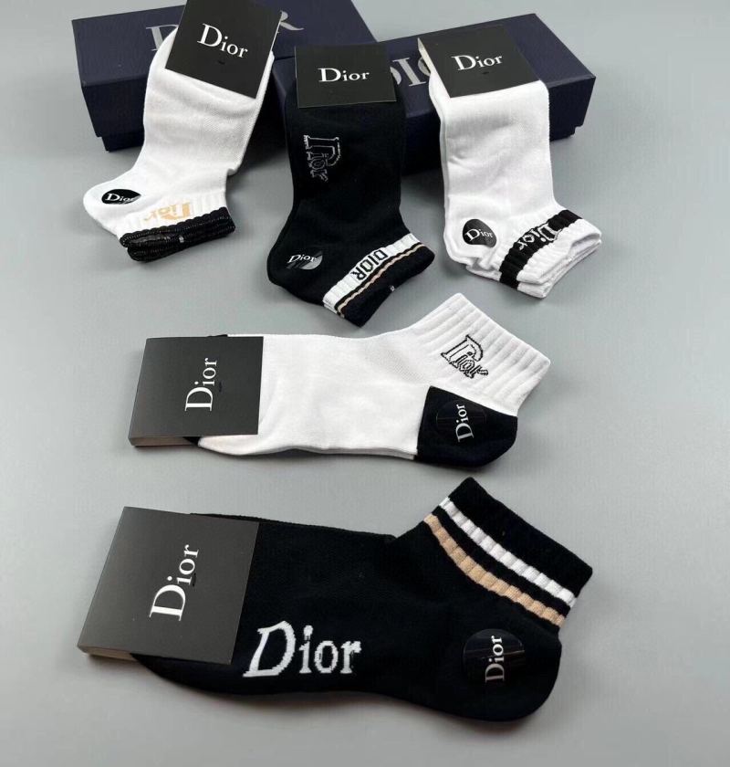 DIOR